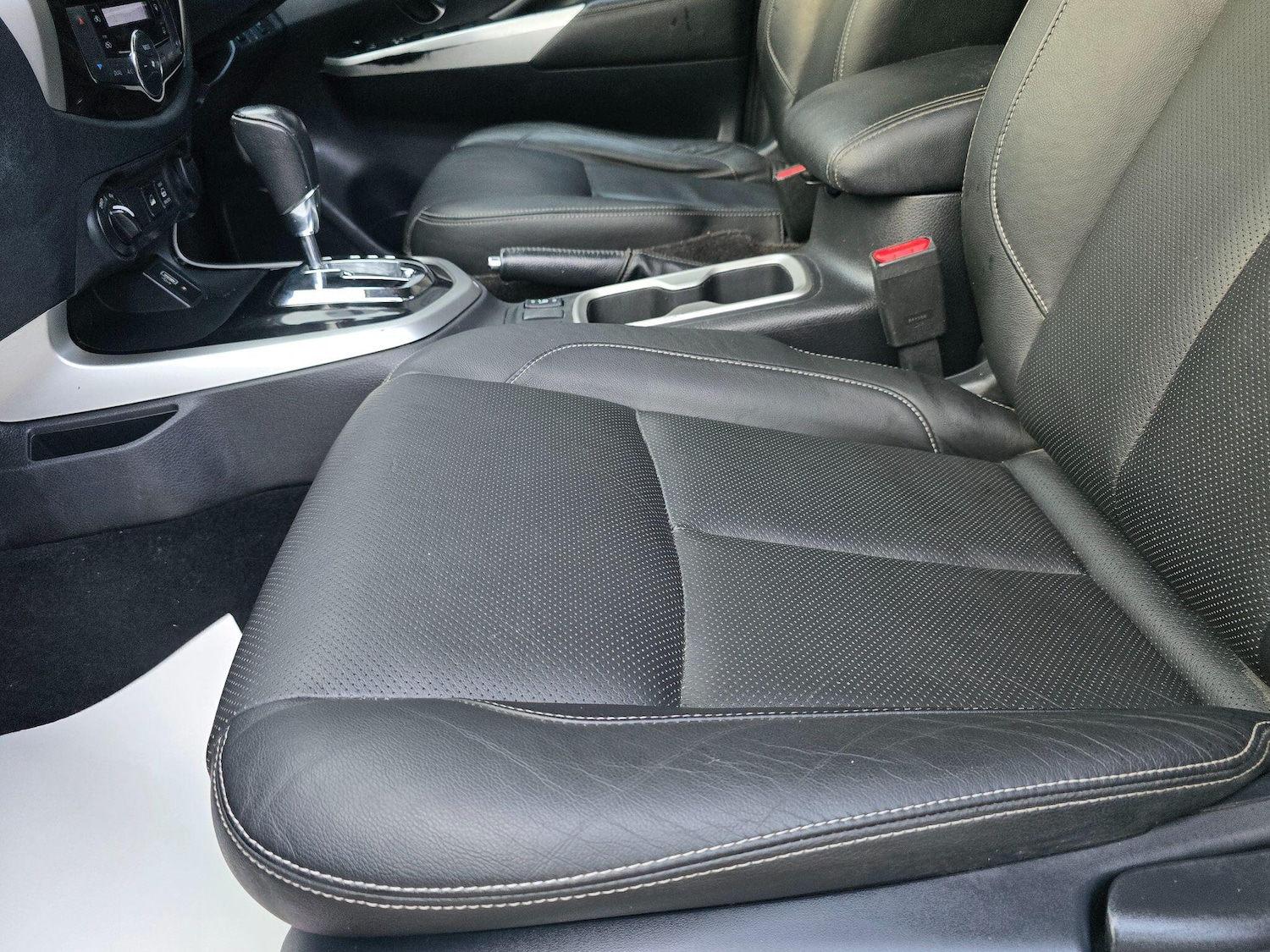 Used Nissan Navara 2019 for sale - 77163332: Photo 24