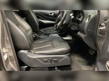 Used Nissan Navara 2019 for sale - 77163332: Photo