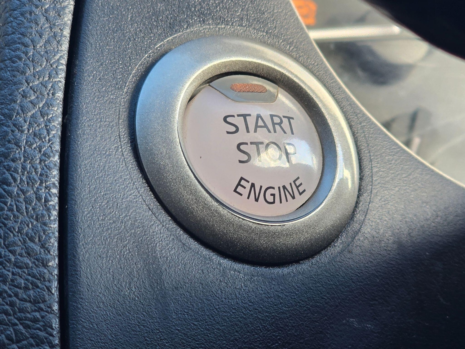 Used Nissan Navara 2019 for sale - 77163332: Photo 49