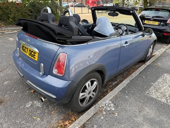 Used MINI Convertible 2007 for sale - 75862127: Photo