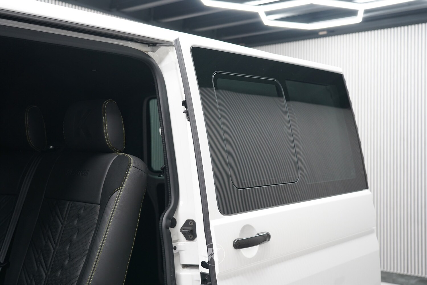 Used Volkswagen Transporter 2023 for sale - 77461227: Photo 13