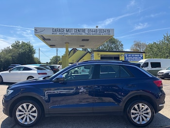 Used Volkswagen T-Roc 2019 for sale - 79125131: Photo