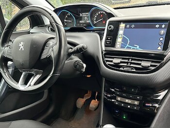 Used Peugeot 2008 2019 for sale - 77144706: Photo