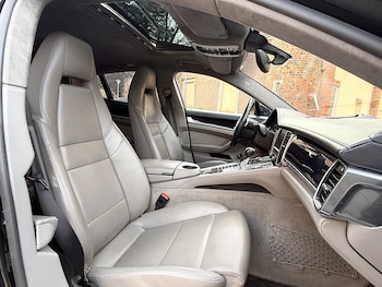 Used Porsche Panamera 2011 for sale - 77956918: Photo