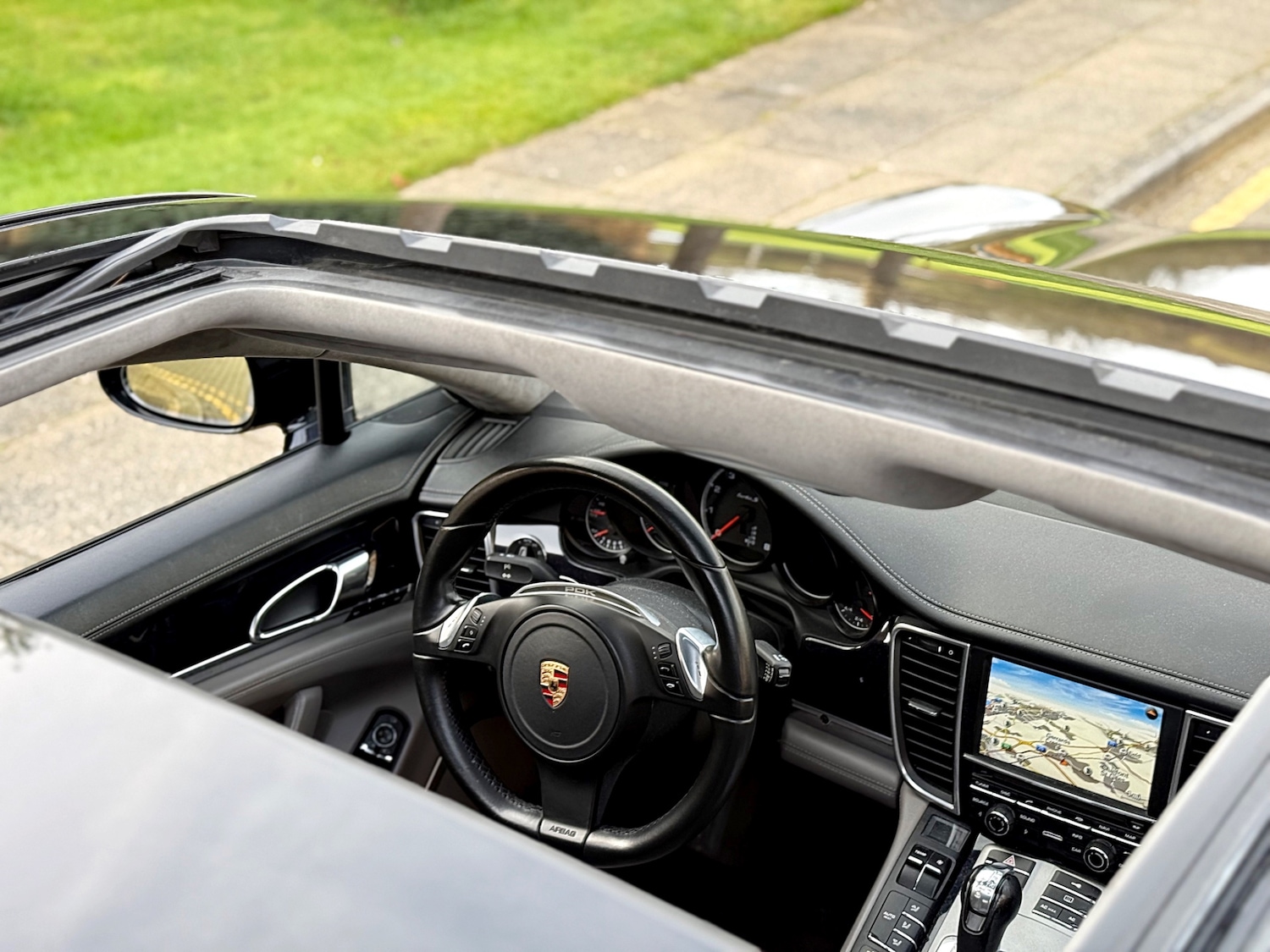 Used Porsche Panamera 2011 for sale - 77956918: Photo 8