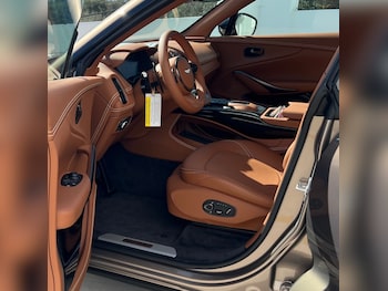 Used Aston Martin DBX 2023 for sale - 78321314: Photo