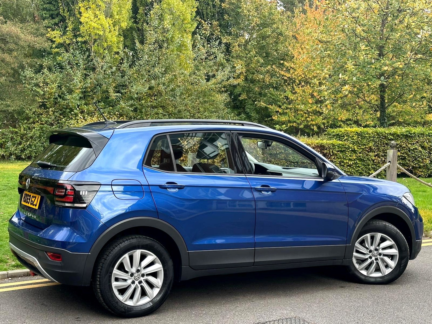 Used Volkswagen T-Cross 2019 for sale - 76289671: Photo 3