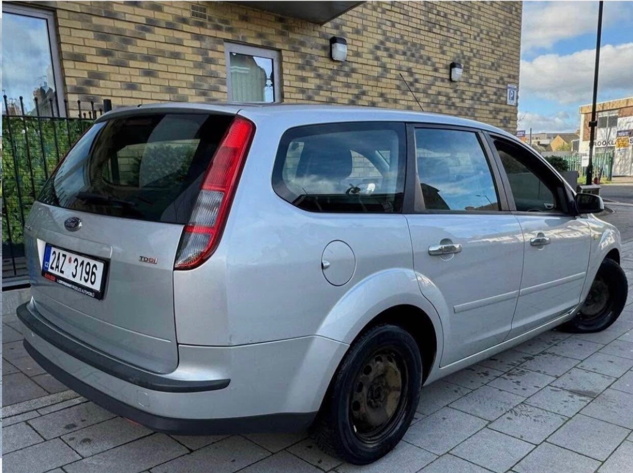 Vehicle 3