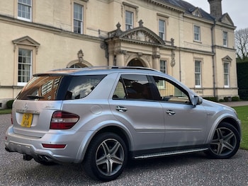 Used Mercedes-Benz M Class 2009 for sale - 78022672: Photo