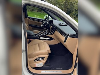 Used Porsche Cayenne 2019 for sale - 76179045: Photo 4