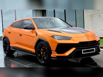 Used Lamborghini Urus 2023 for sale - 79327563: Photo