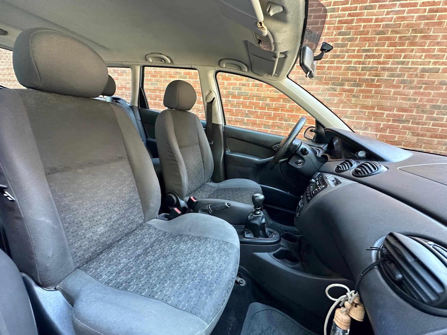 Used Ford Focus 2004 for sale - 76000520: Photo 4