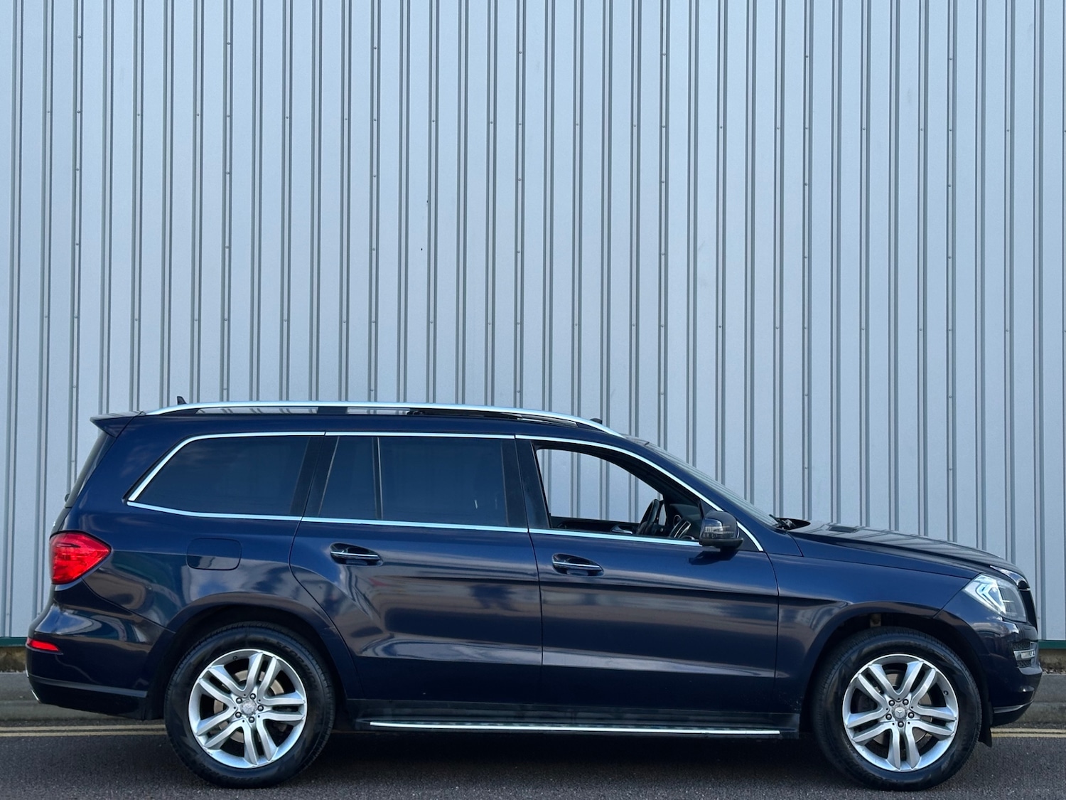 Used Mercedes-Benz GL Class 2015 for sale - 77396713: Photo 4