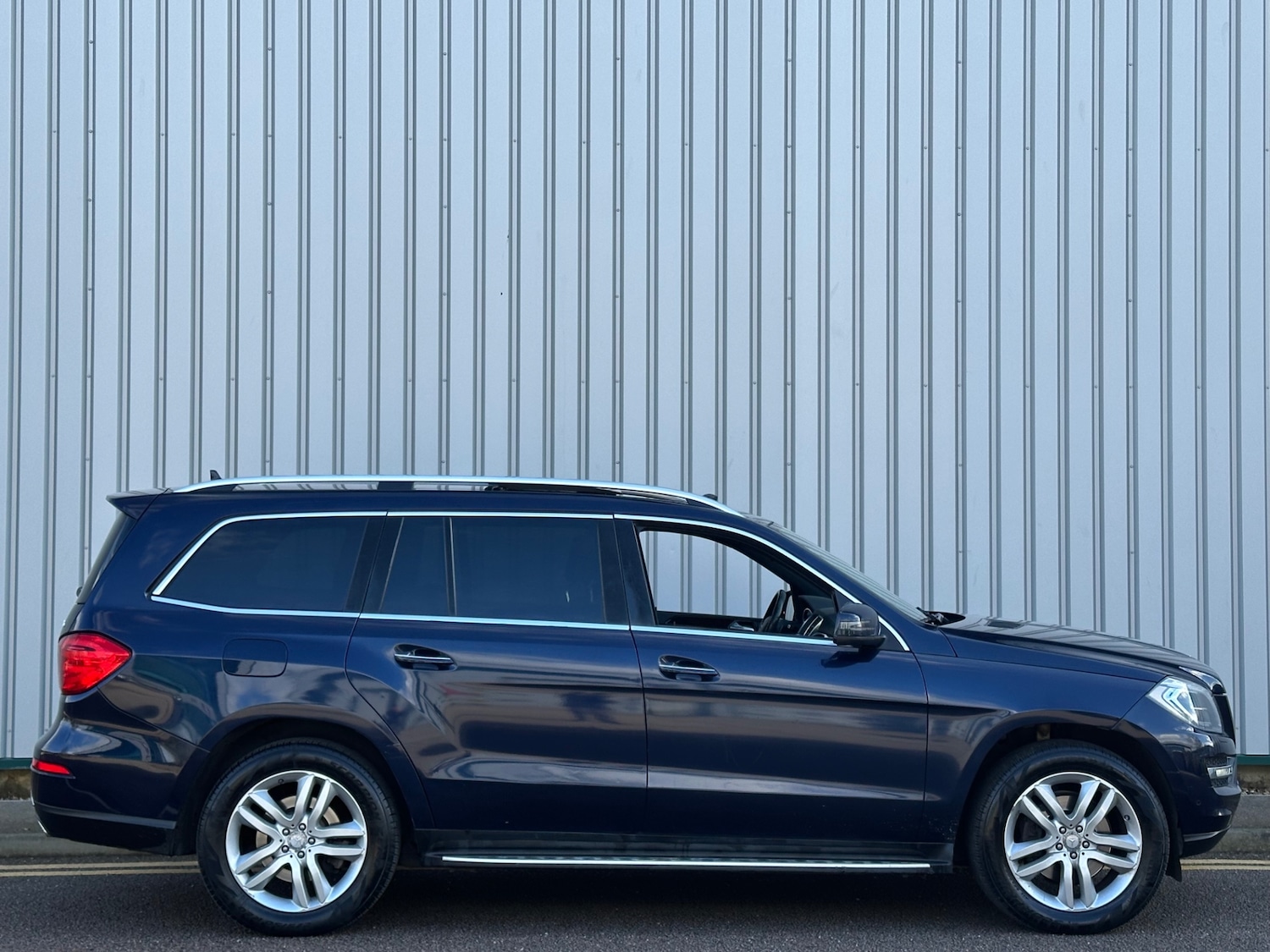 Used Mercedes-Benz GL Class 2015 for sale - 77396713: Photo 5