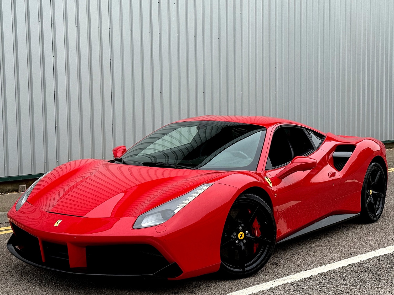 Used Ferrari 488 2016 for sale - 76250899: Photo 1