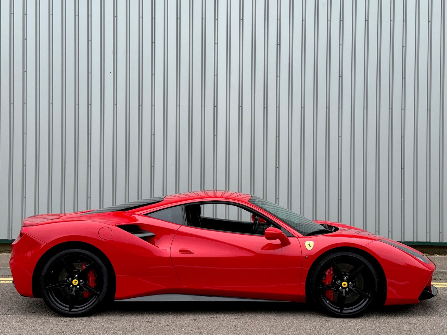 Used Ferrari 488 2016 for sale - 76250899: Photo 11