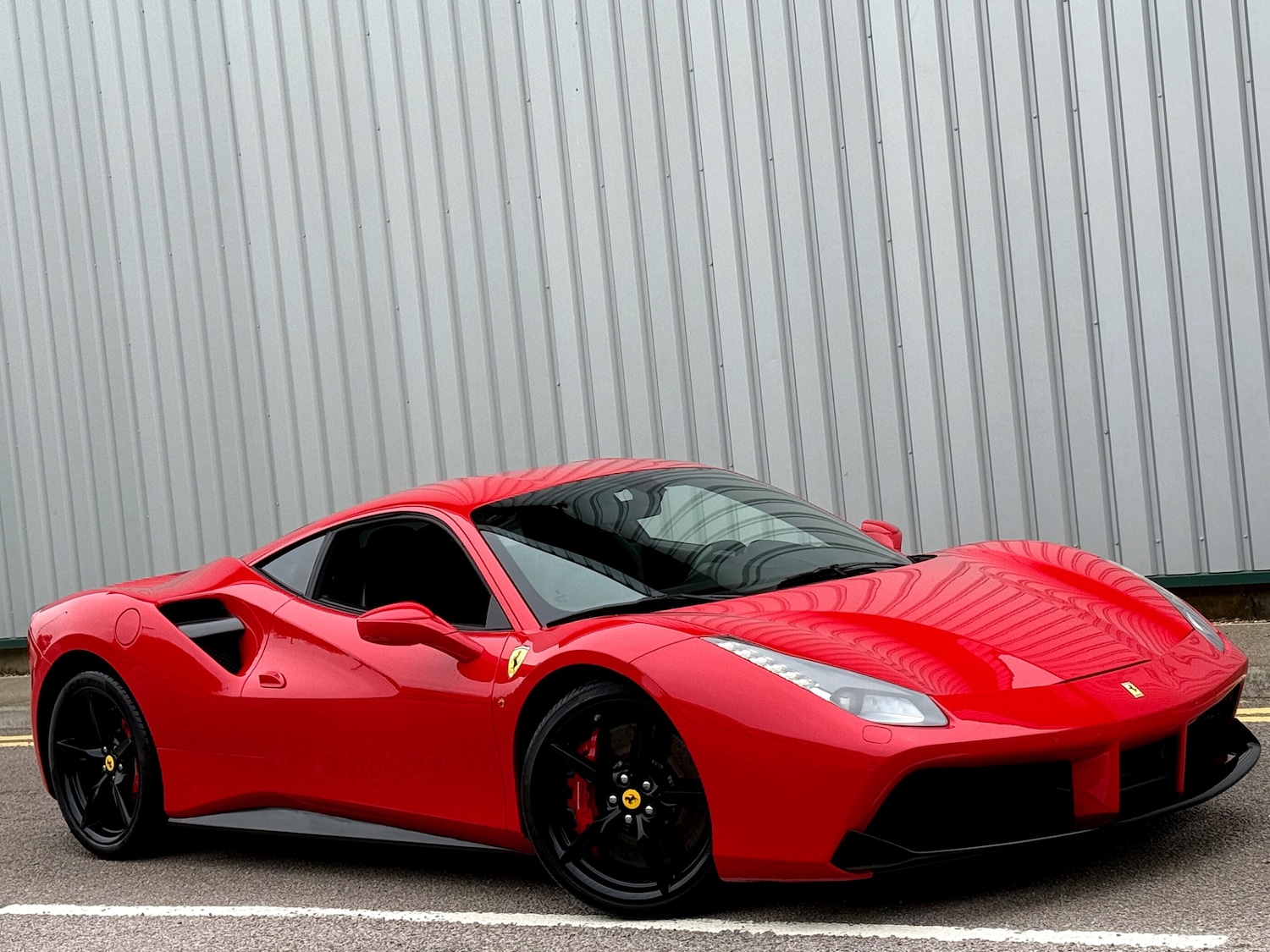 Used Ferrari 488 2016 for sale - 76250899: Photo 5