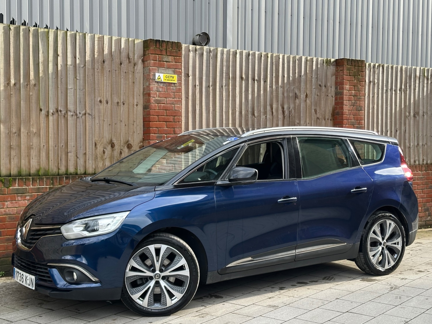Used Renault Grand Scenic 2018 for sale - 77359323: Photo 10
