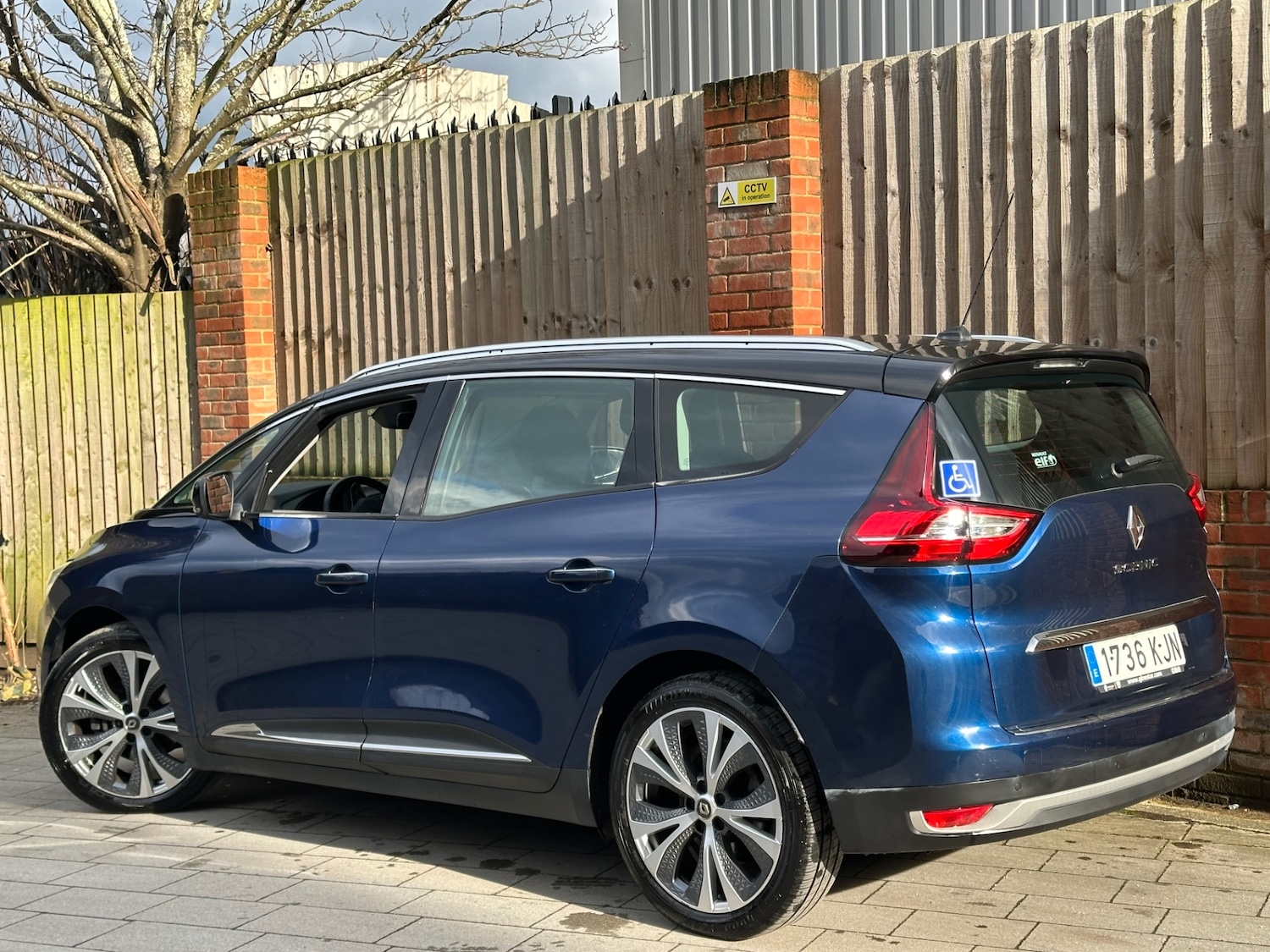 Used Renault Grand Scenic 2018 for sale - 77359323: Photo 11