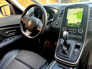 Used Renault Grand Scenic 2018 for sale - 77359323: Photo