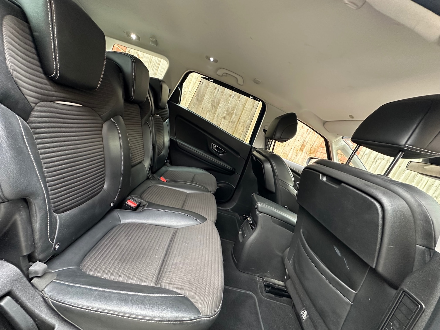 Used Renault Grand Scenic 2018 for sale - 77359323: Photo 7