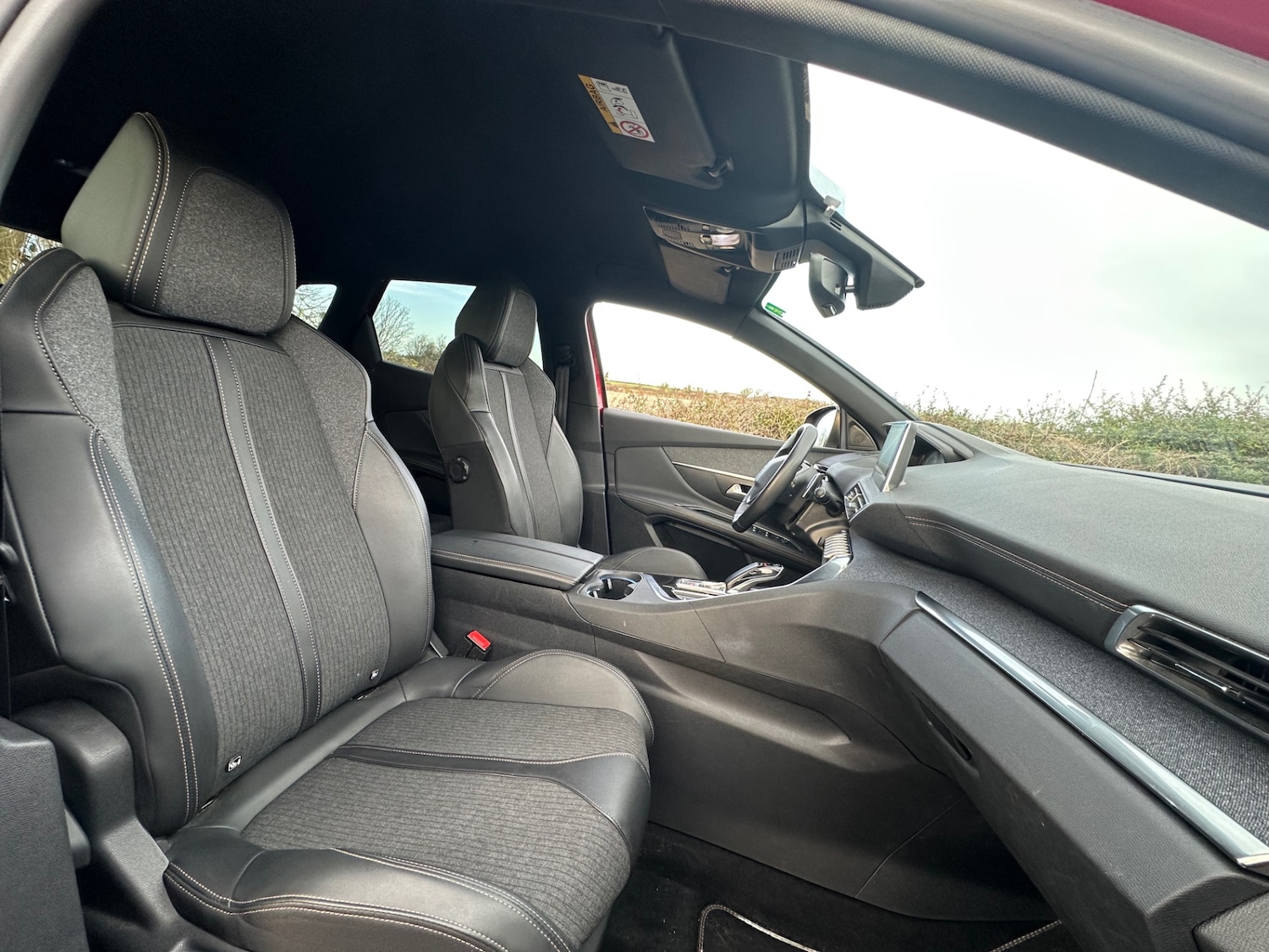 Used Peugeot 3008 2020 for sale - 76935235: Photo 8