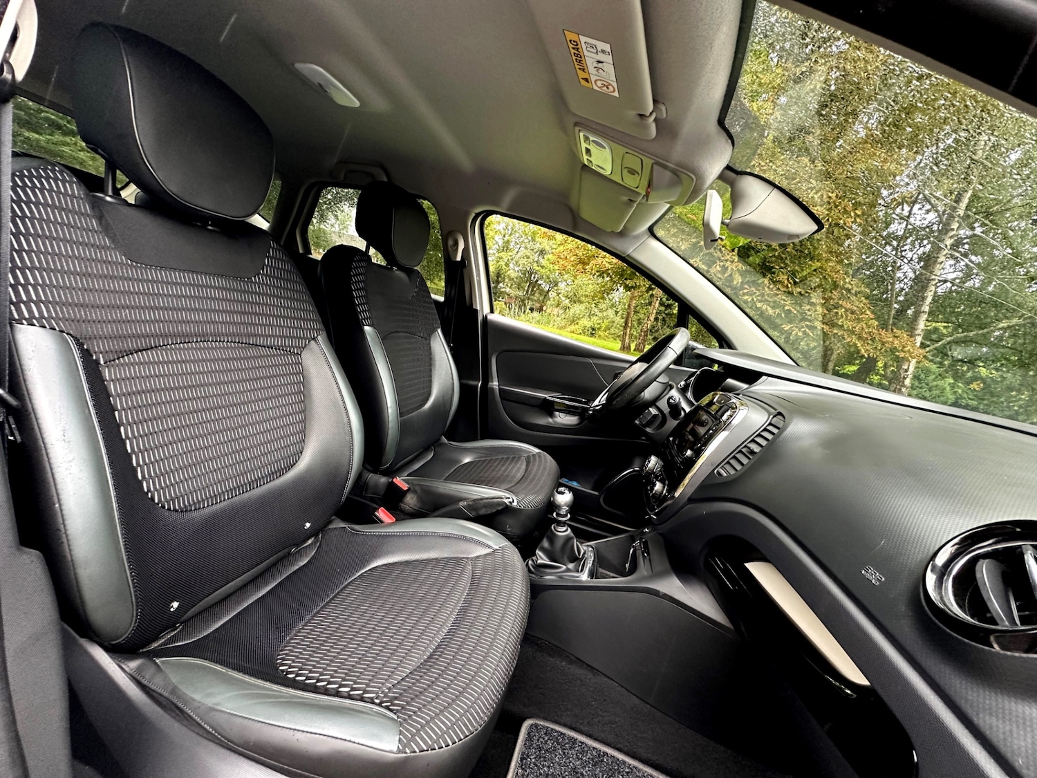 Used Renault Captur 2015 for sale - 75943512: Photo 4