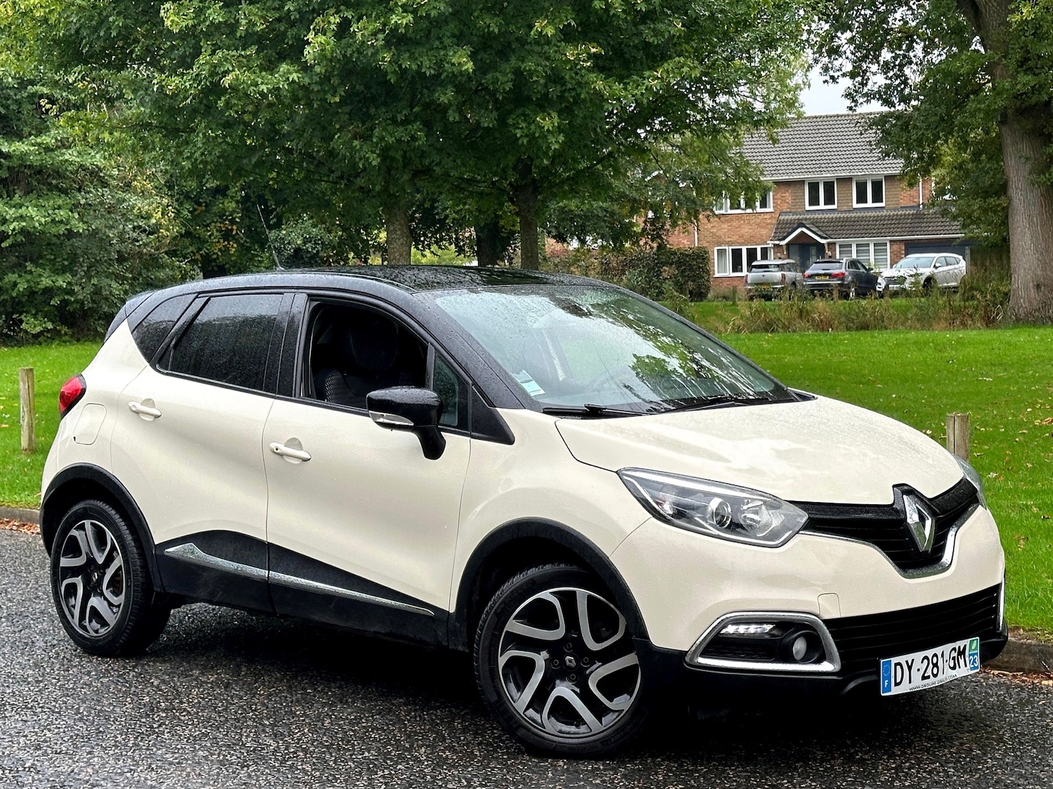 Used Renault Captur 2015 for sale - 75943512: Photo 5