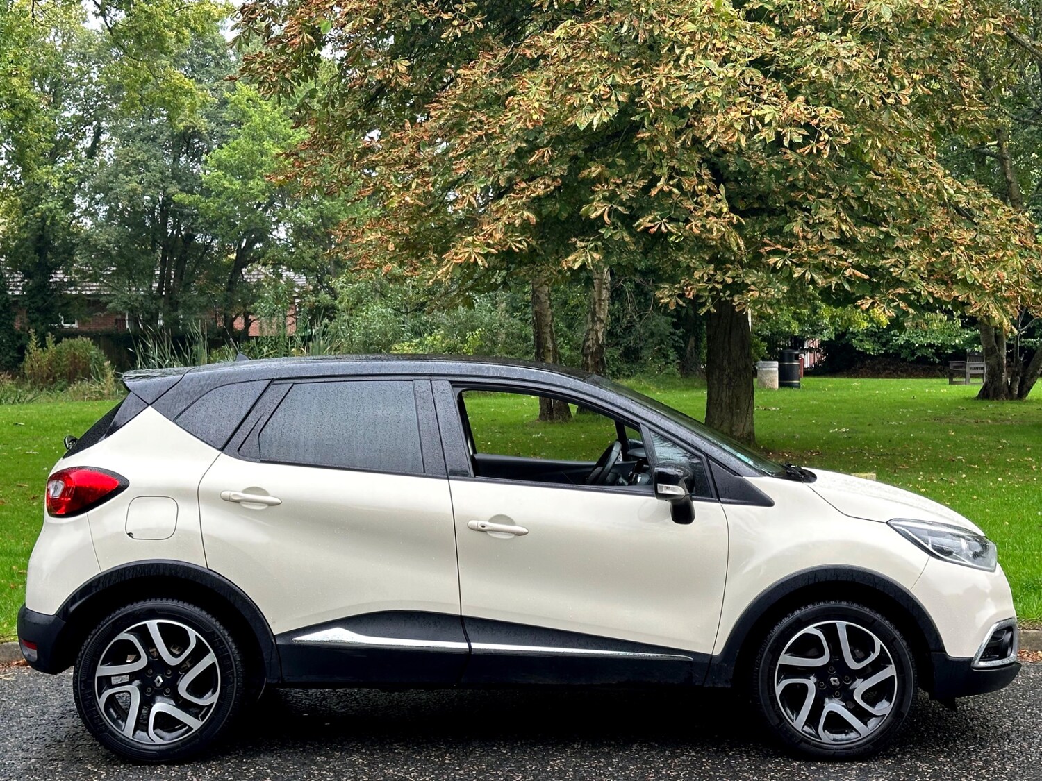 Used Renault Captur 2015 for sale - 75943512: Photo 9