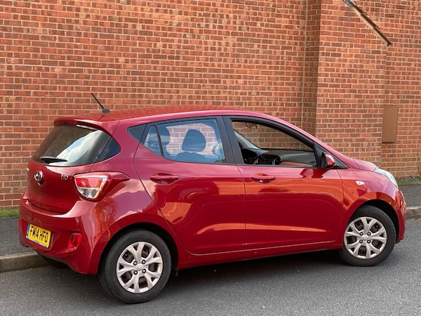 Used Hyundai i10 2014 for sale - 74548769: Photo 3