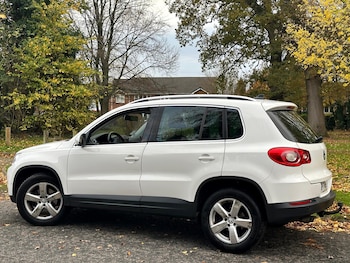 Used Volkswagen Tiguan 2011 for sale - 76456582: Photo