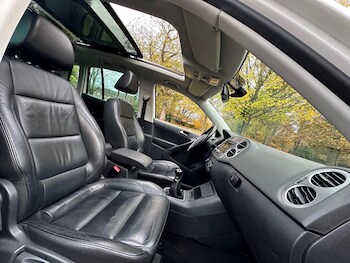 Used Volkswagen Tiguan 2011 for sale - 76456582: Photo