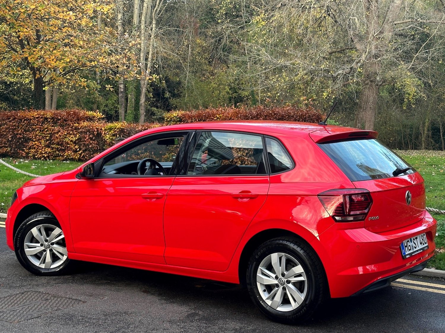 Used Volkswagen Polo 2019 for sale - 76464568: Photo 3