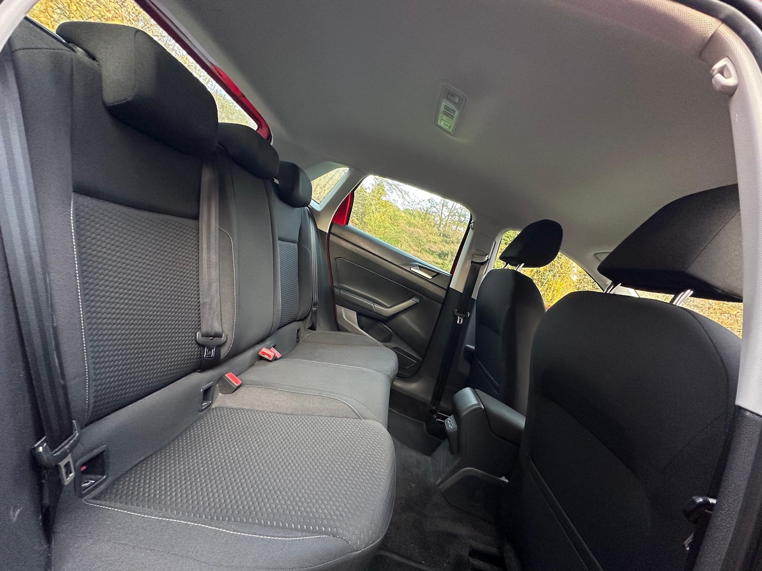 Used Volkswagen Polo 2019 for sale - 76464568: Photo 6