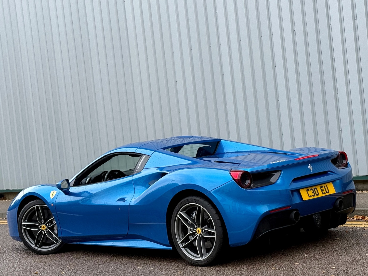 Used Ferrari 488 2018 for sale - 76250900: Photo 10