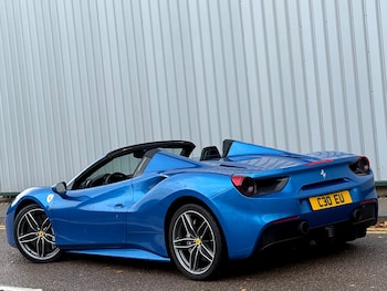 Used Ferrari 488 2018 for sale - 76250900: Photo