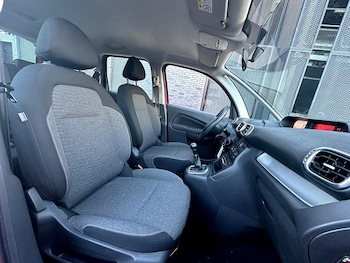 Used Citroen C3 Picasso 2016 for sale - 76656533: Photo