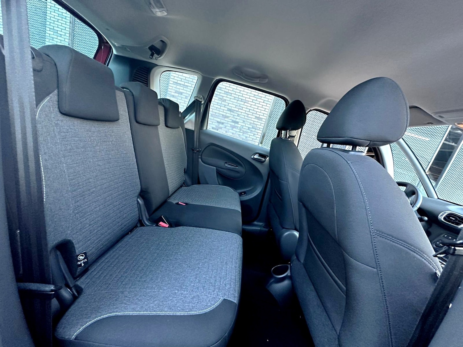 Used Citroen C3 Picasso 2016 for sale - 76656533: Photo 6