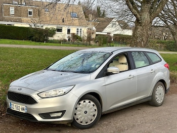 2016 - 1.5 TDCi 120 Titanium Navigation 5dr