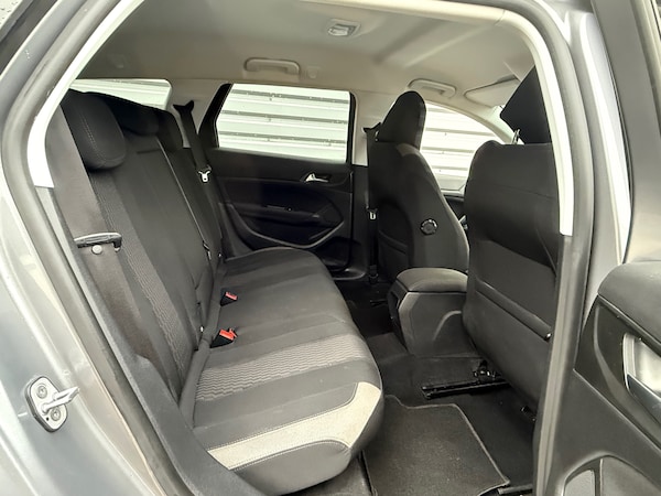 Used Peugeot 308 2015 for sale - 73257638: Photo 8