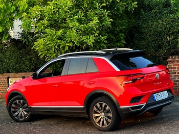 Used Volkswagen T-Roc 2018 for sale - 78992222: Photo