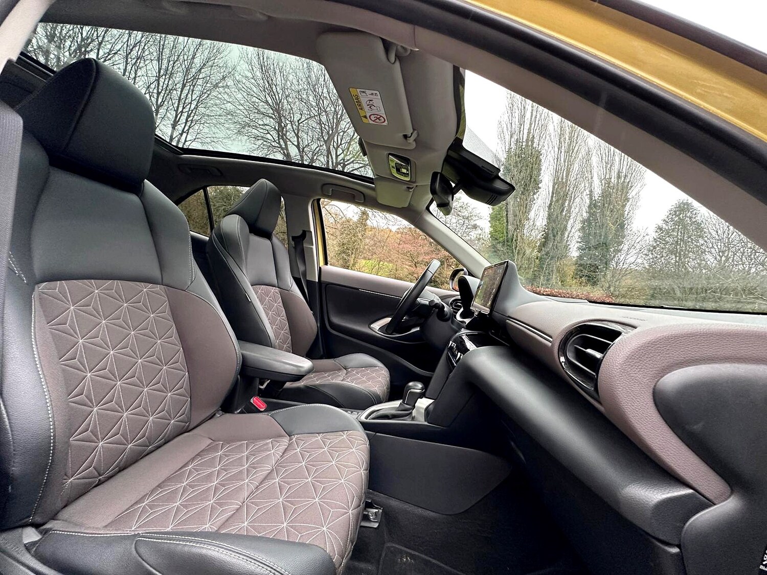 Used Toyota Yaris Cross 2023 for sale - 76758048: Photo 4