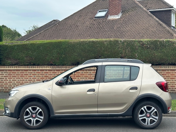 Used Dacia Sandero Stepway 2019 for sale - 76251510: Photo 9