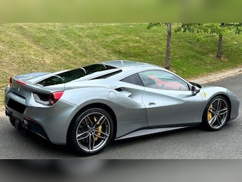 Used Ferrari 488 2016 for sale - 77973111: Photo