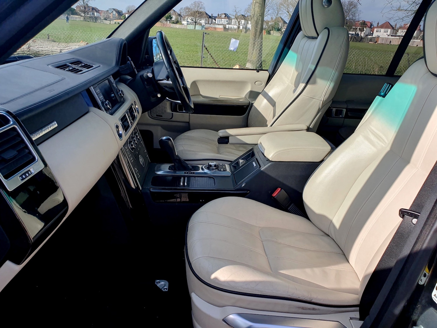 Used Land Rover Range Rover 2010 for sale - 77659162: Photo 2