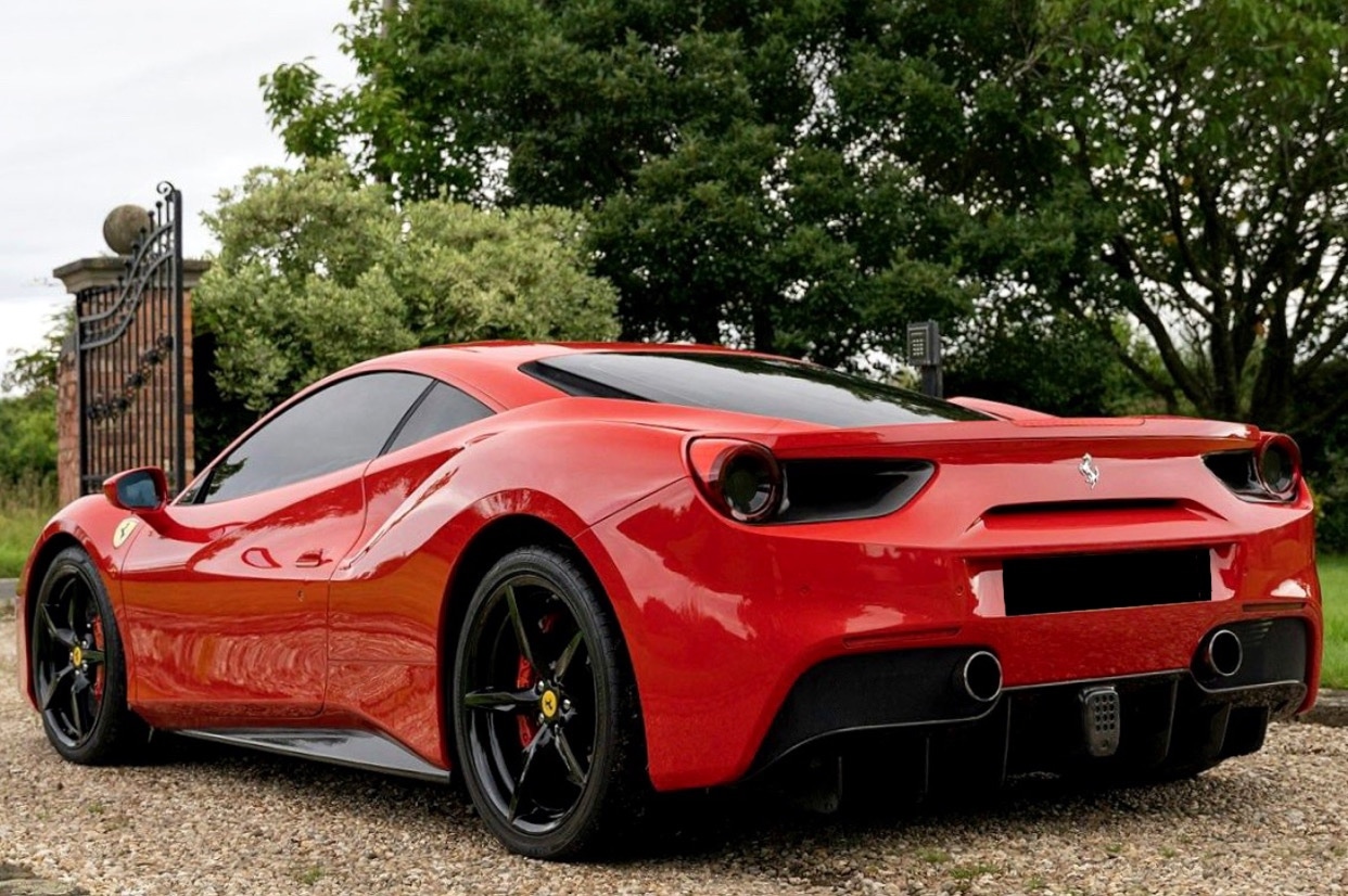 Used Ferrari 488 2016 for sale - 76188386: Photo 5