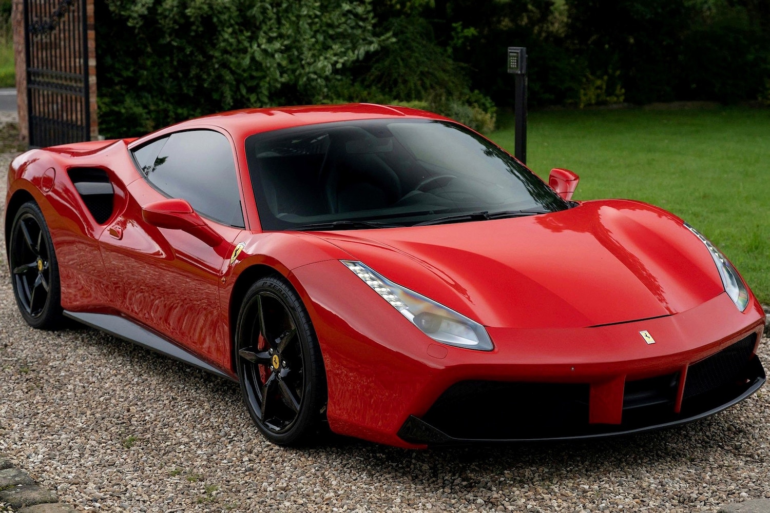 Used Ferrari 488 2016 for sale - 76188386: Photo 7
