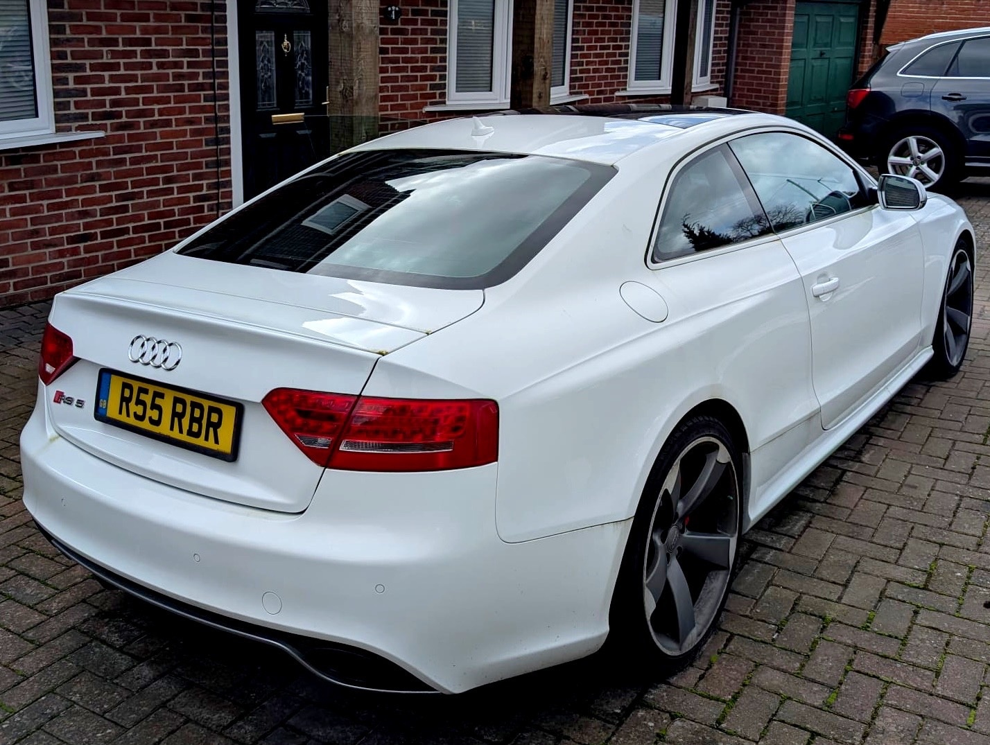Used Audi RS5 2010 for sale - 77657447: Photo 3