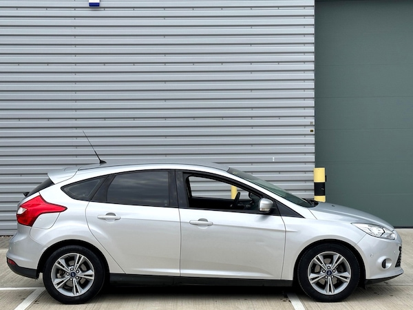 Used Ford Focus 2013 for sale - 75757695: Photo 9