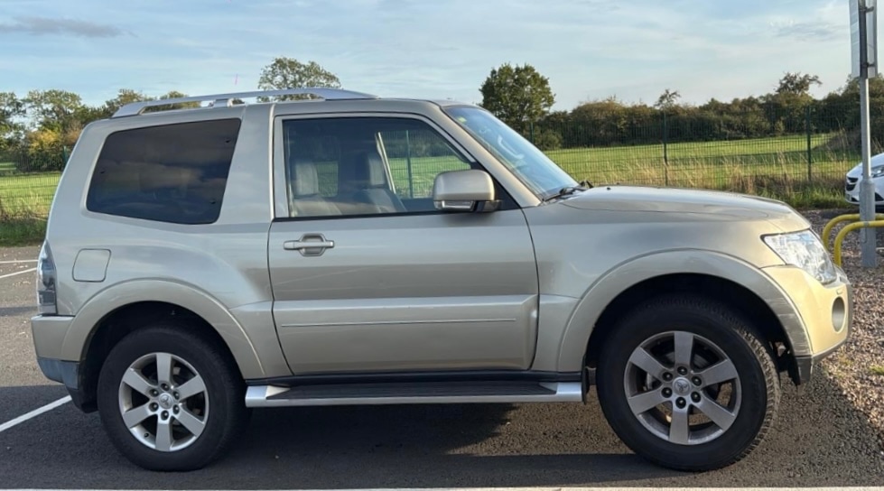 Used Mitsubishi Shogun 2007 for sale - 77270796: Photo 6